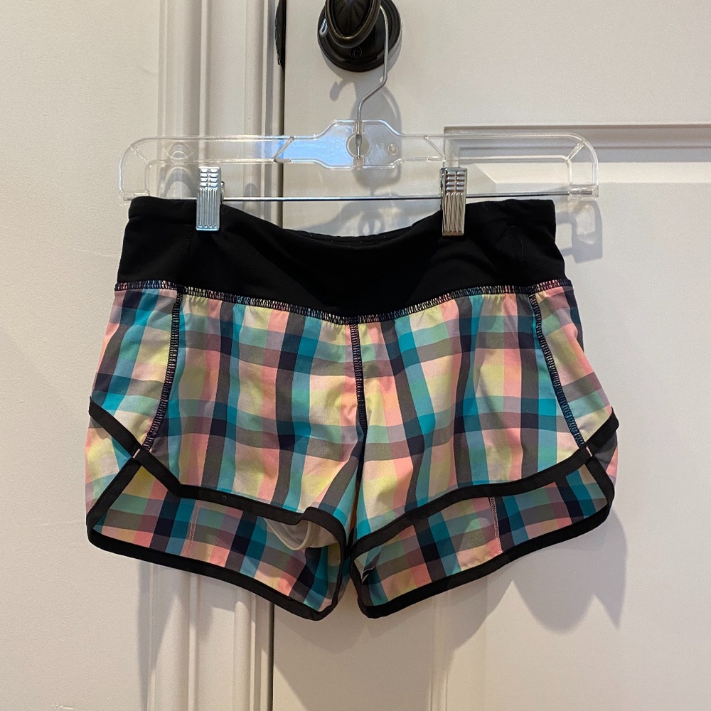 Lululemon speed ups 2.5 in